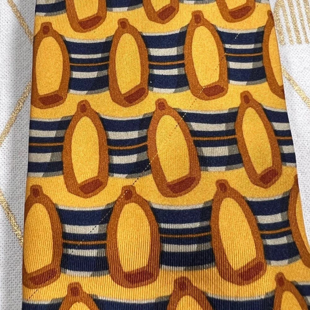 Gucci Vintage 100% Silk Gold and Blue Patterned Tie